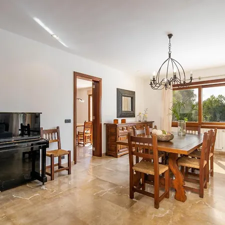 Les Oliveres Antonia By Sunvillas Mallorca Villa