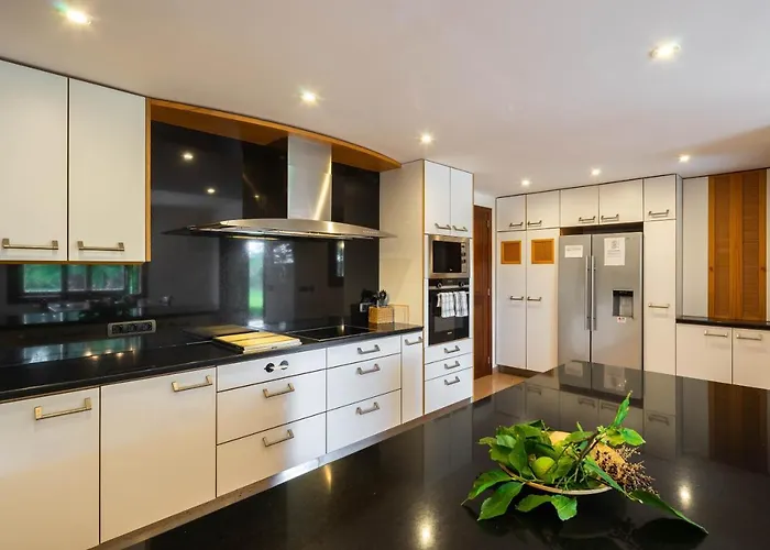 Les Oliveres Antonia By Sunvillas Mallorca וילה