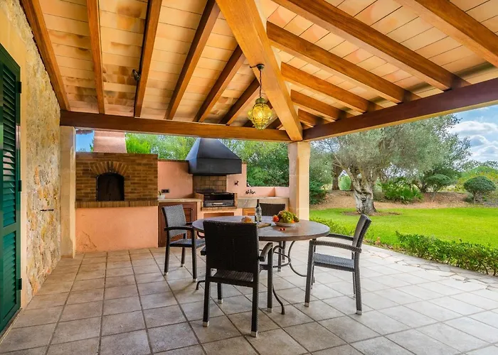 Les Oliveres Antonia By Sunvillas Mallorca